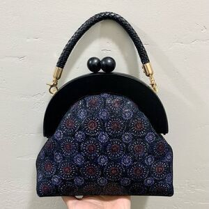 Oriental Style Genuine Leather Starburst Print, Wooden Frame Wristlet/CrossBody